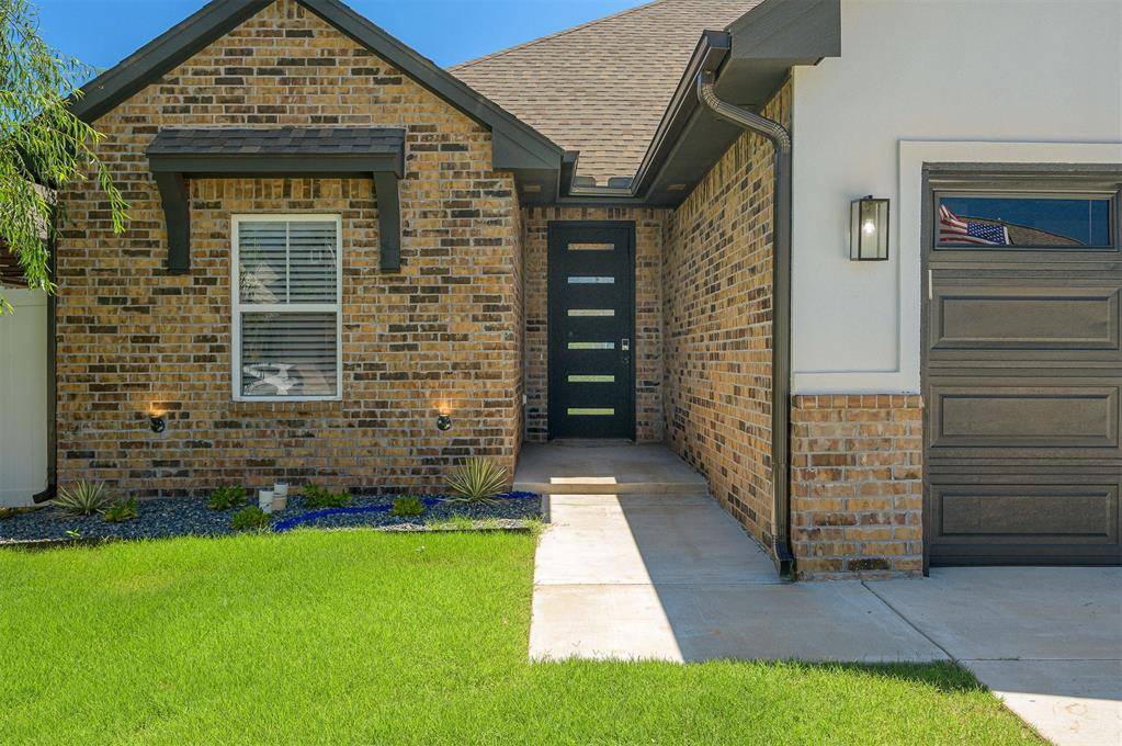 2582 Shady Hollow DR, Choctaw, OK 73020