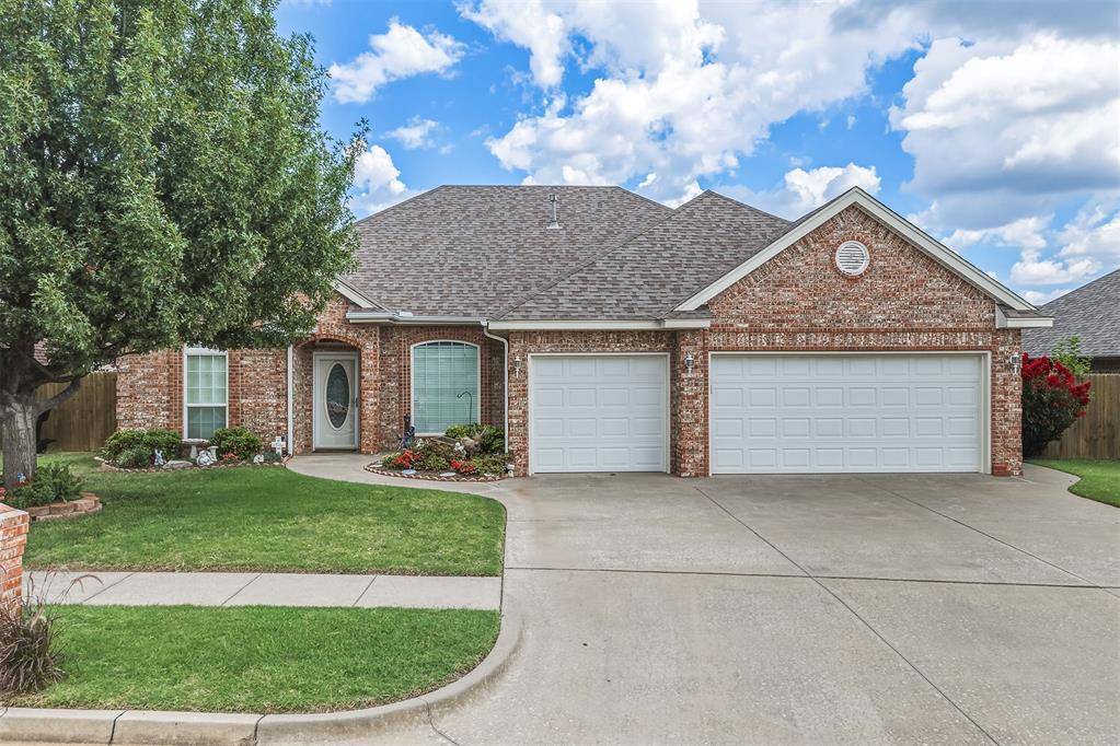 728 Ellsworth AVE, Yukon, OK 73099