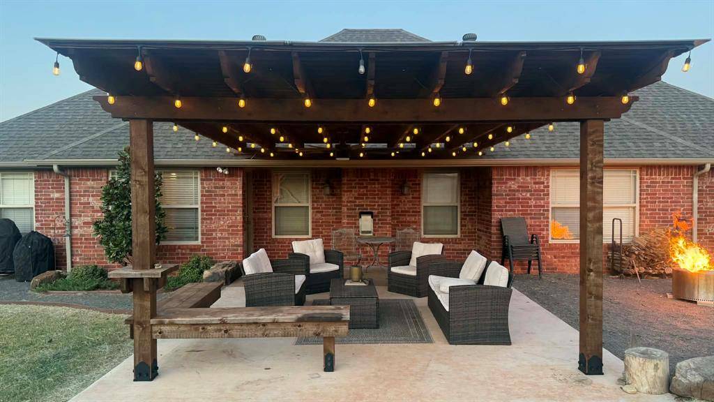 3111 Spyglass DR, Purcell, OK 73080