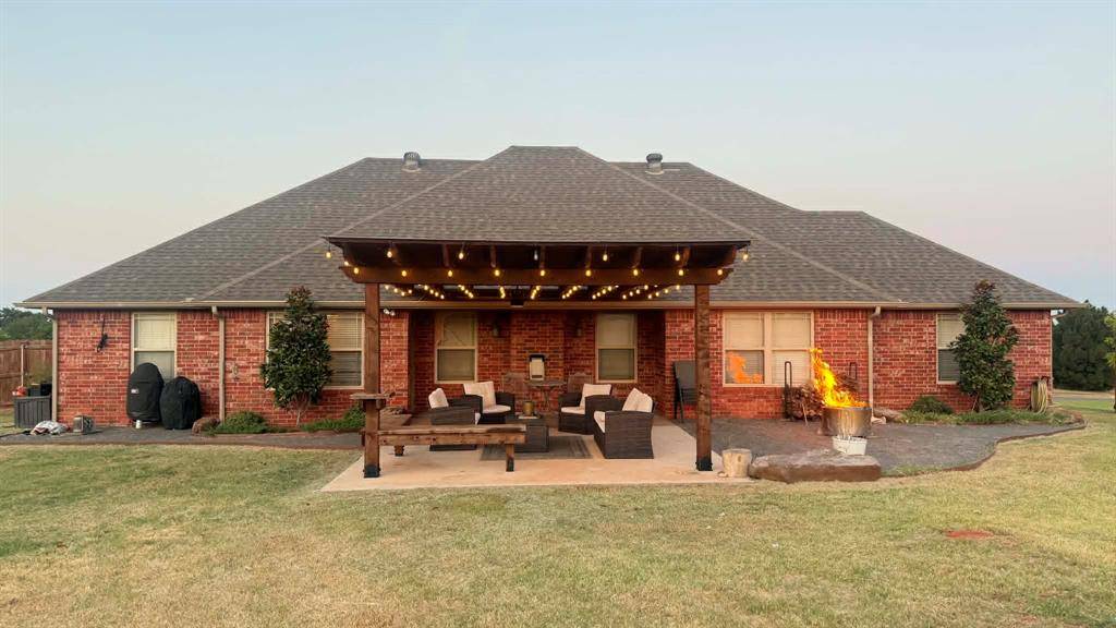3111 Spyglass DR, Purcell, OK 73080