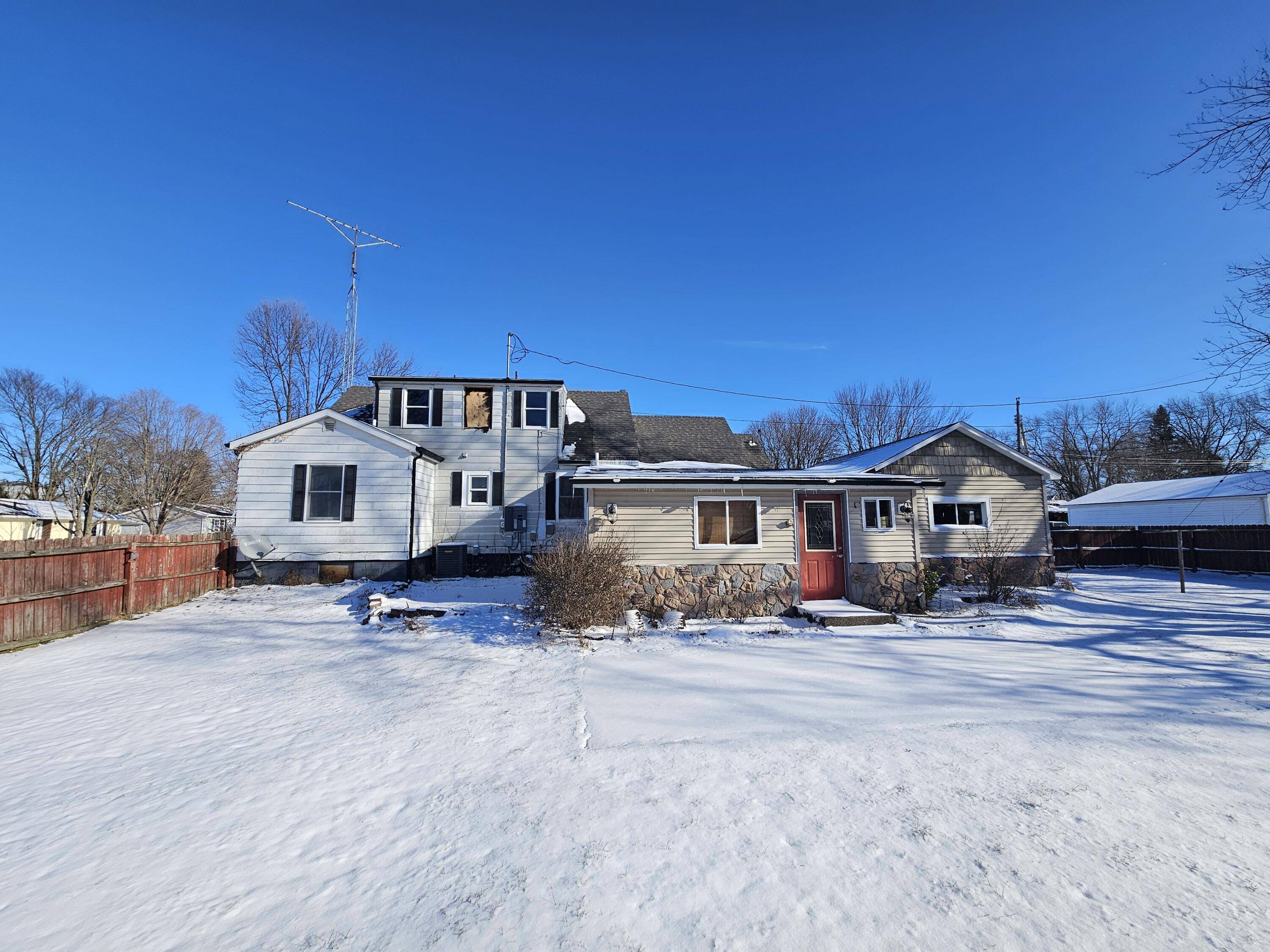 408 Hancock AVE, North Judson, IN 46366
