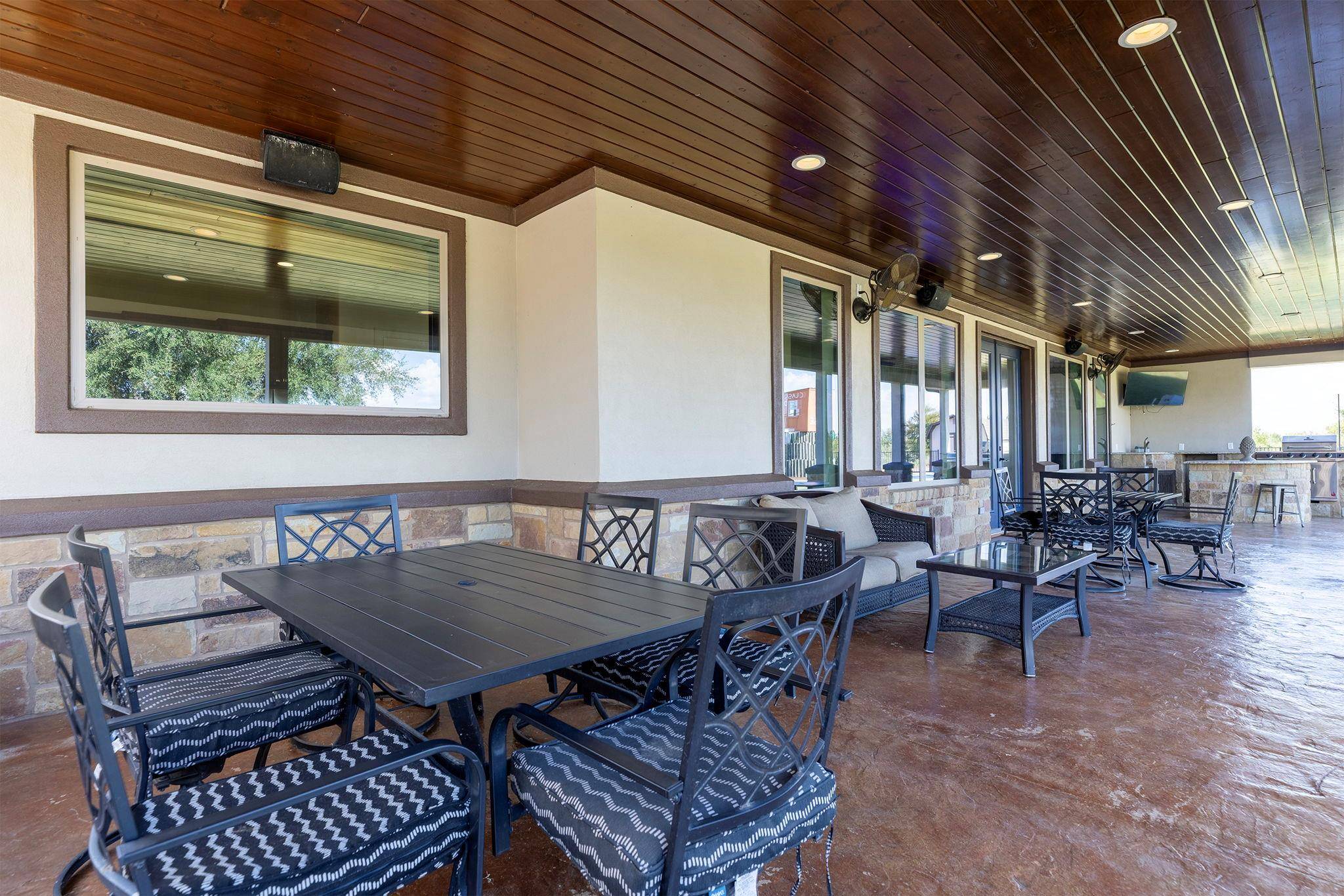 1124 County Road 301, Elgin, TX 78621