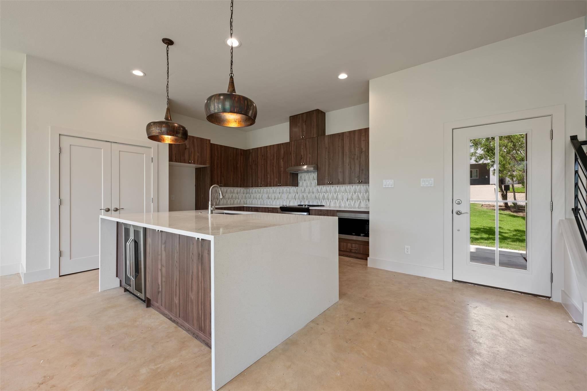 2646 Crazyhorse PASS, Austin, TX 78734