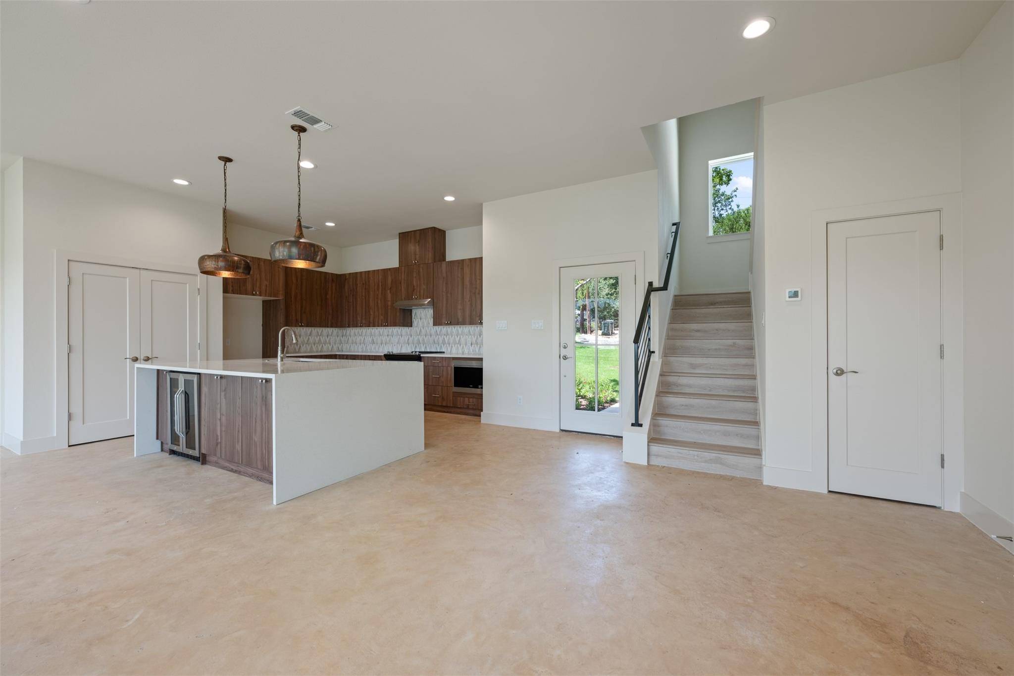 2646 Crazyhorse PASS, Austin, TX 78734