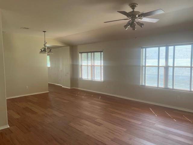 1111 Lincoln Sparrow CV, Pflugerville, TX 78660