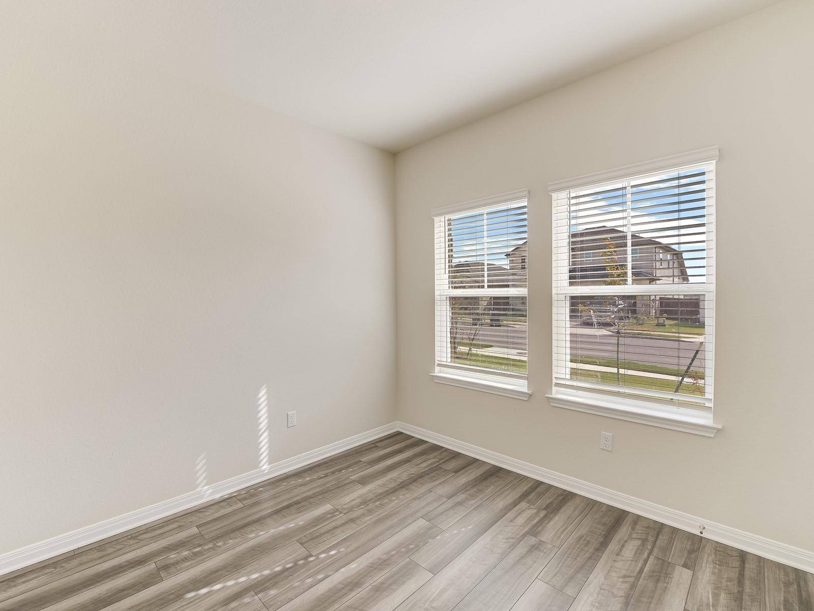 631 Wild Spur LN, Liberty Hill, TX 78642
