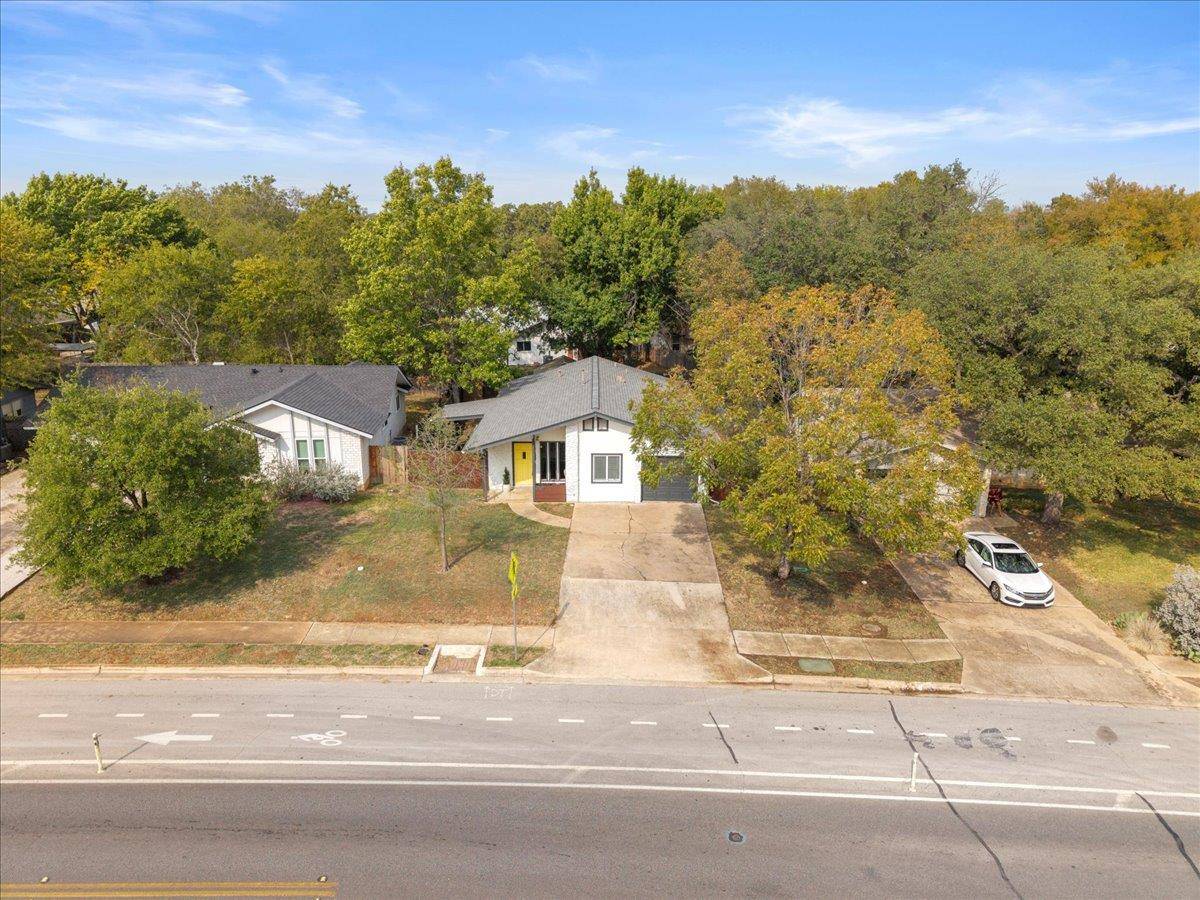 5108 Emerald Forest DR, Austin, TX 78745