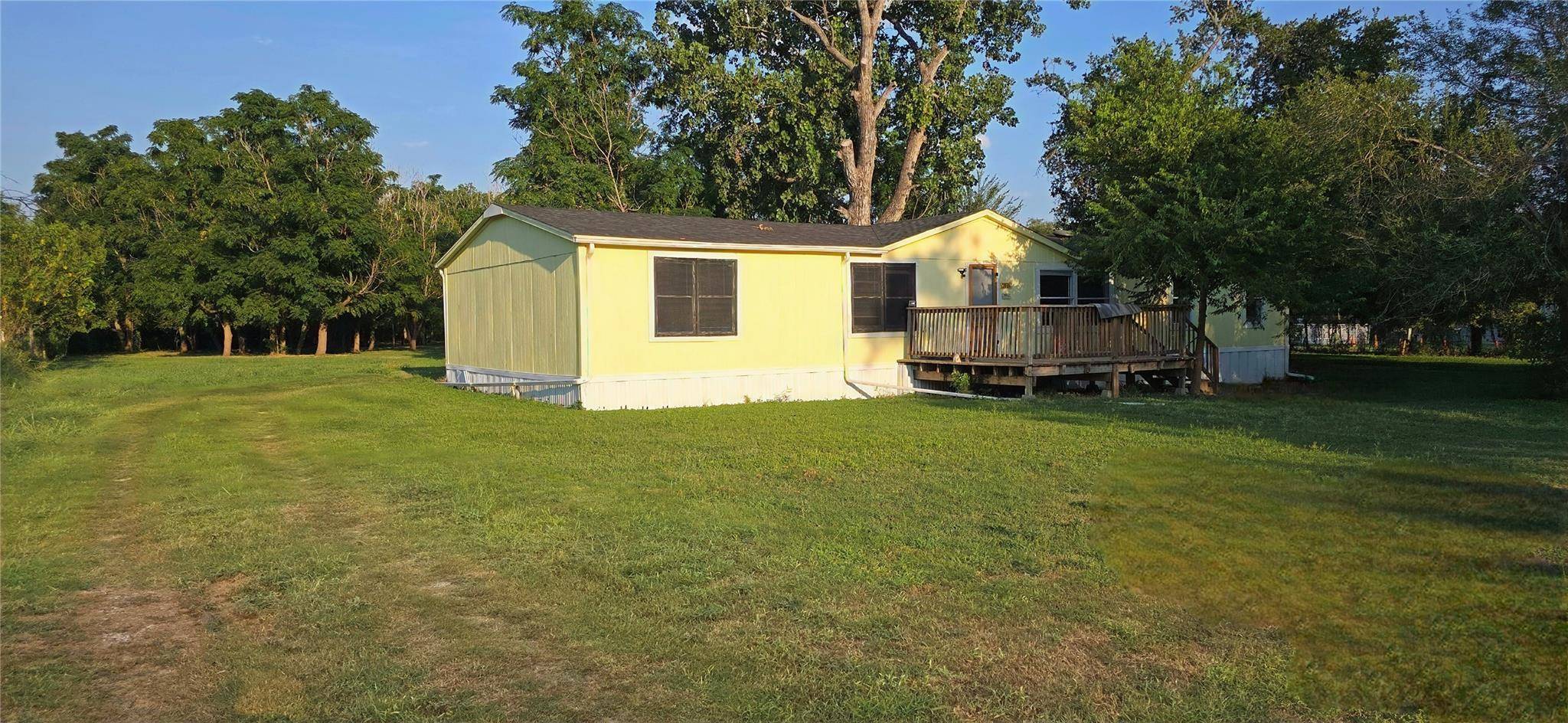 2305 Whirlaway DR, Del Valle, TX 78617