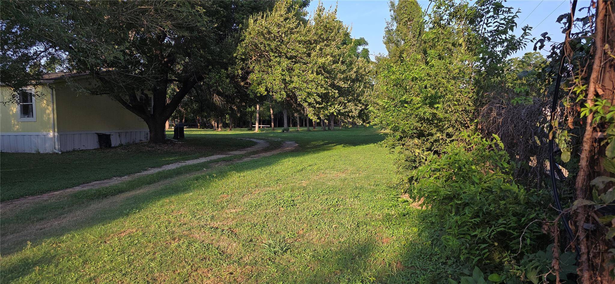 2305 Whirlaway DR, Del Valle, TX 78617