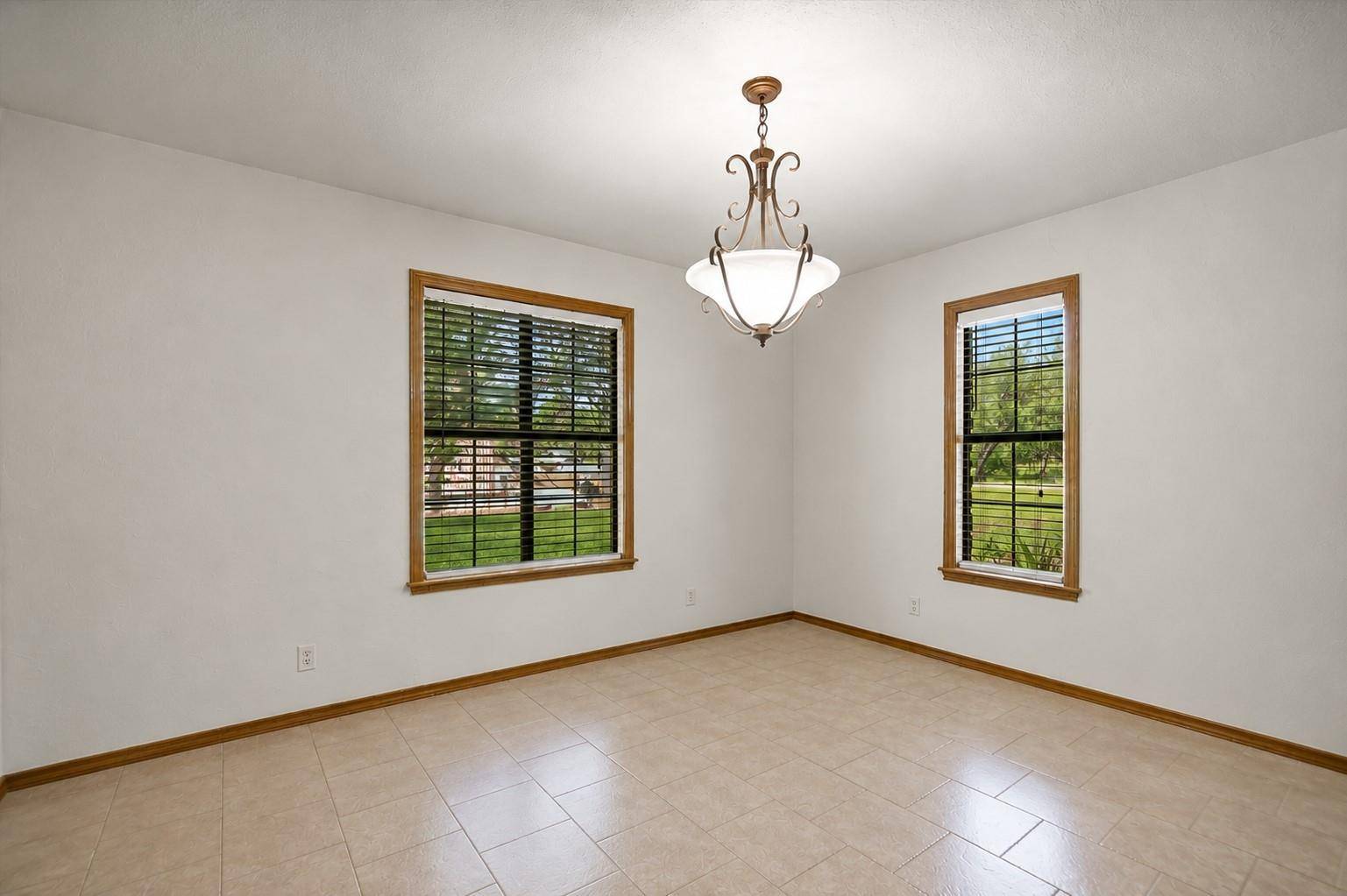 603 Sun Ray, Horseshoe Bay, TX 78657