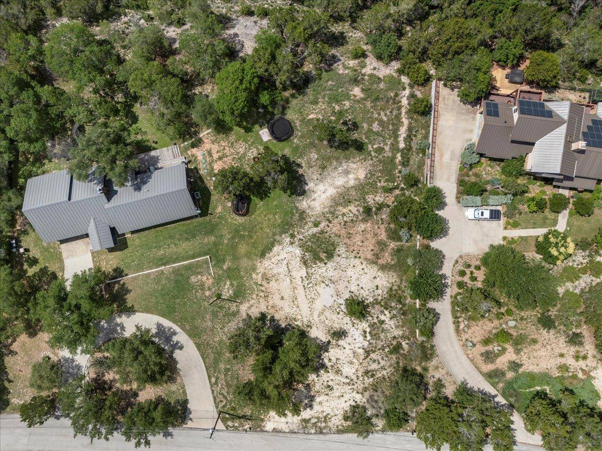 2901 Tradewind DR, Spicewood, TX 78669