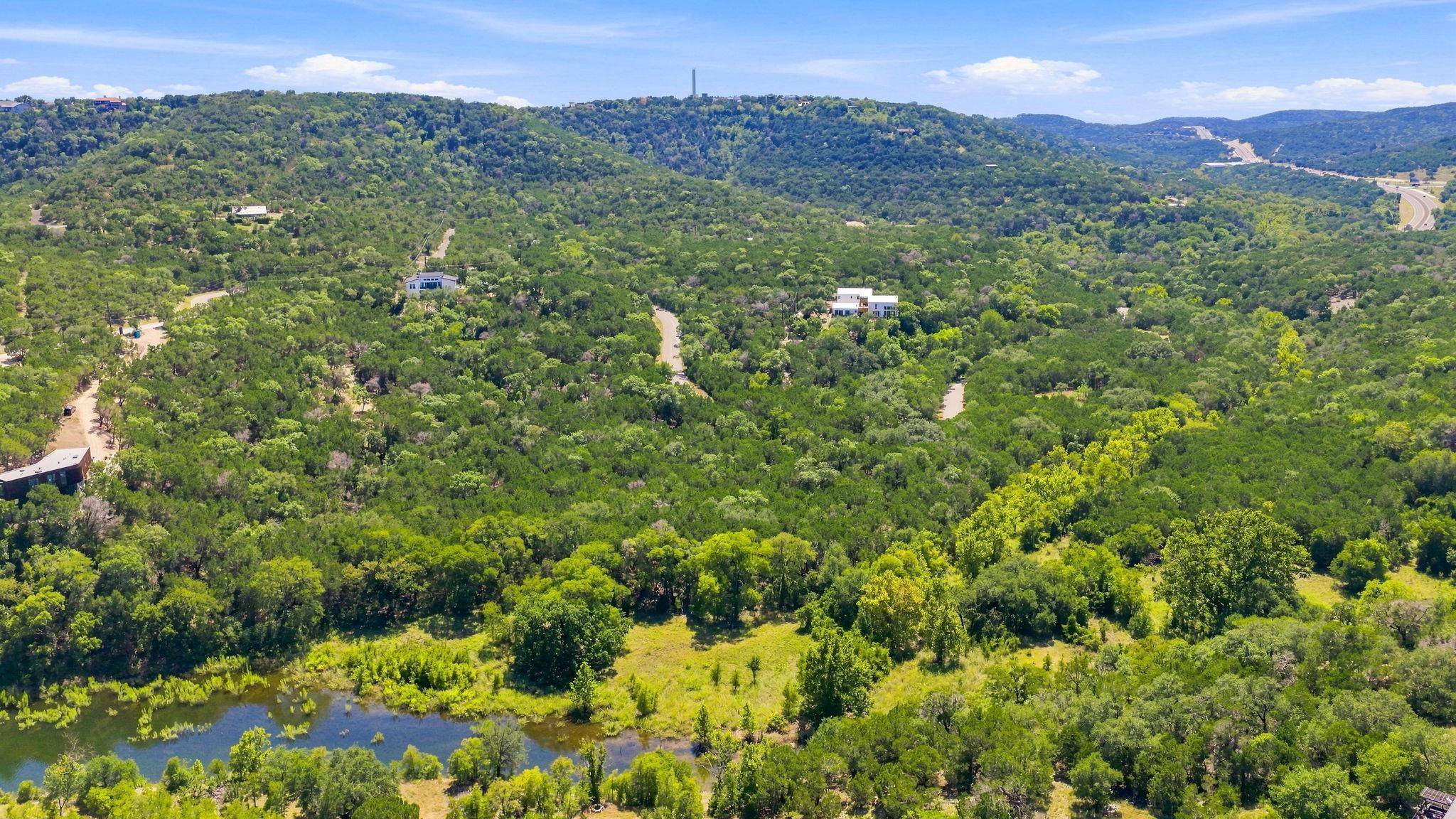 17307 E Reed Parks RD, Jonestown, TX 78645