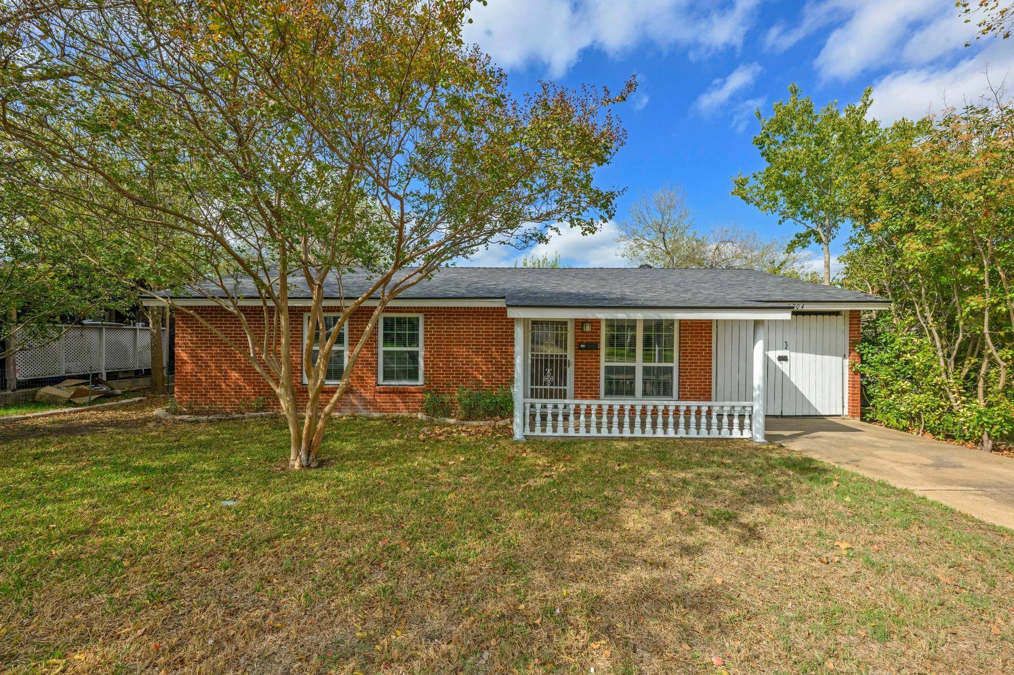 5704 Cedardale DR, Austin, TX 78745