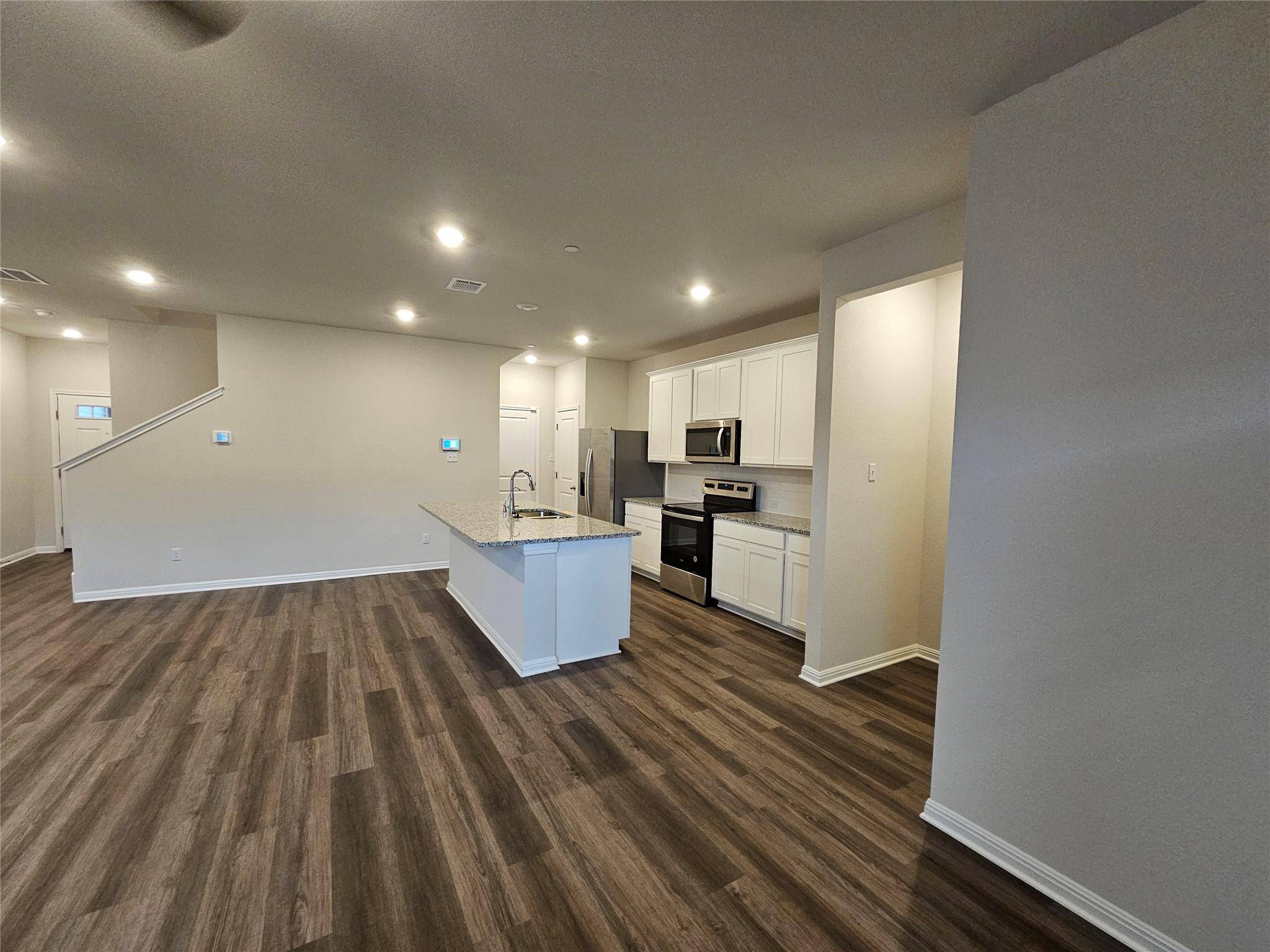 164 Texas Agate DR #4, Kyle, TX 78640
