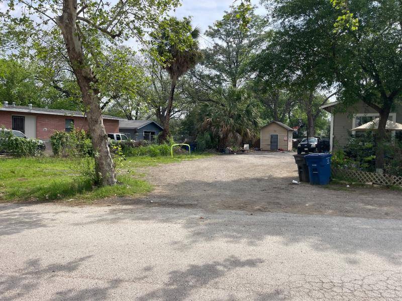 116 Fairbanks Ave, San Antonio, TX 78210