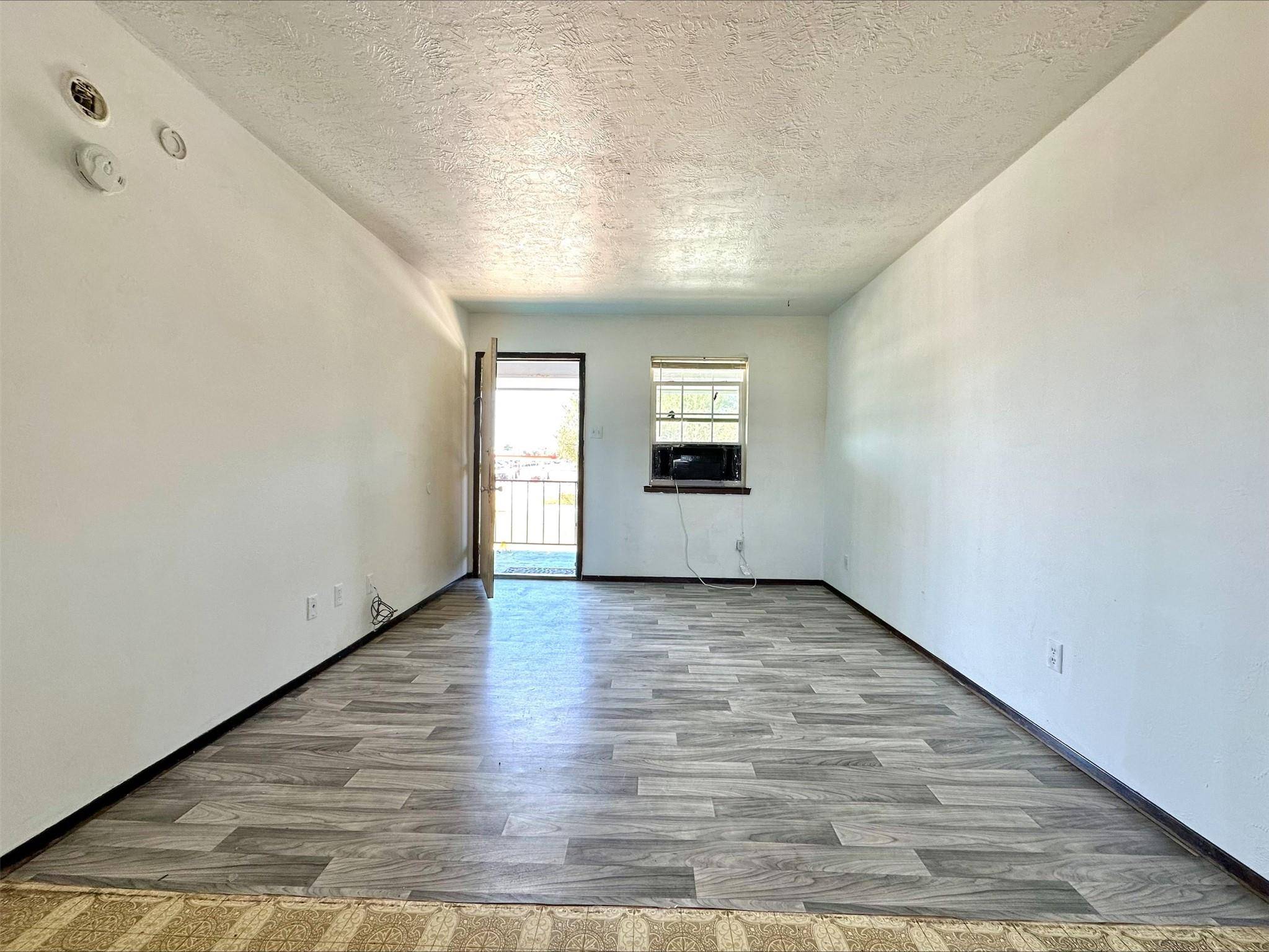 302 Calhoun DR #2, Rockdale, TX 76567