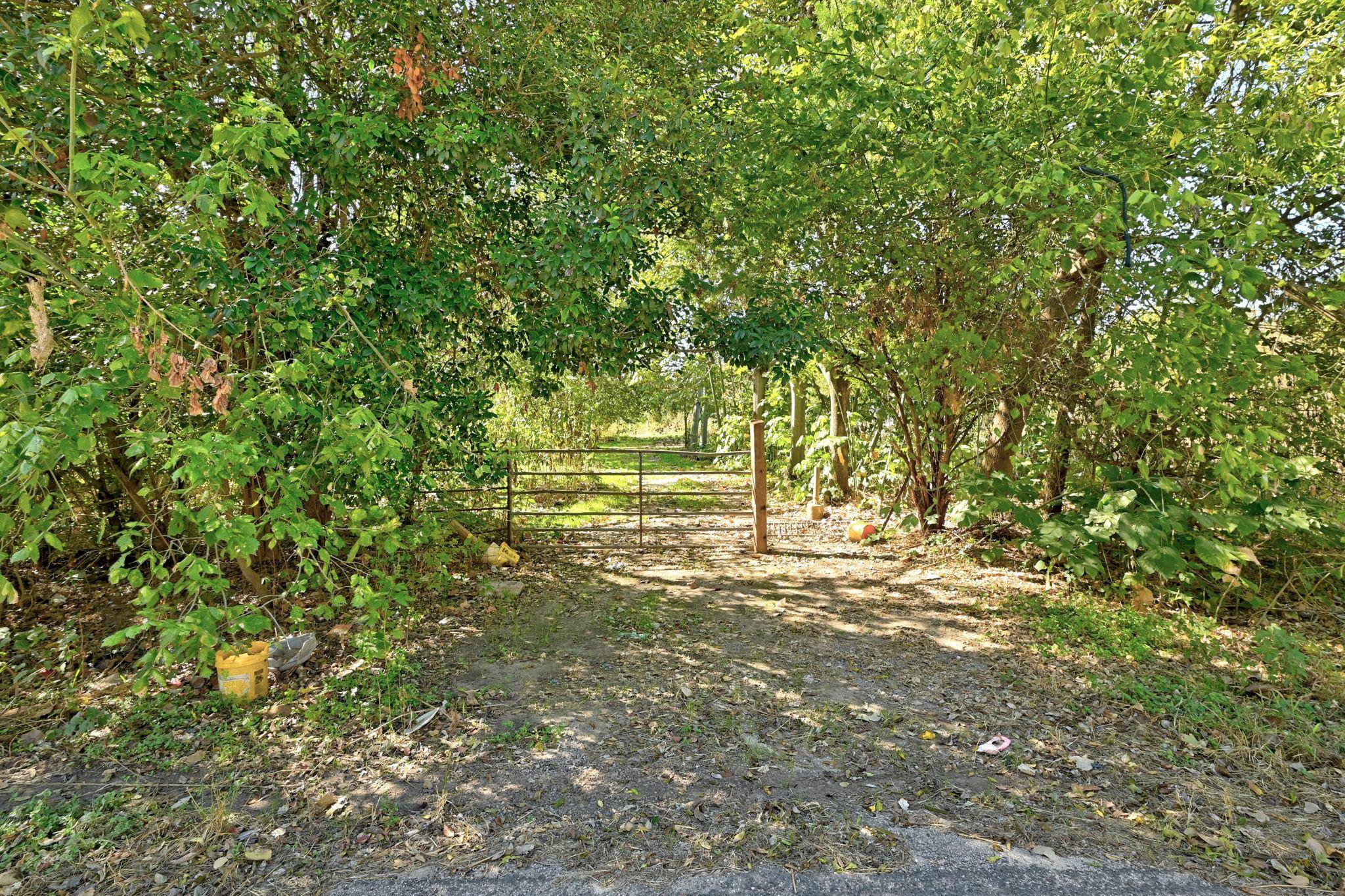 2100 Whirlaway DR, Del Valle, TX 78617