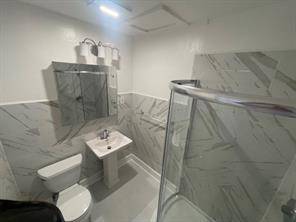2415 W 10th ST, Austin, TX 78703