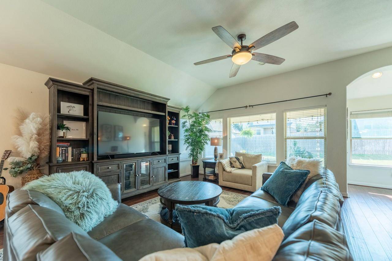 236 Crystal City CRK, Buda, TX 78610