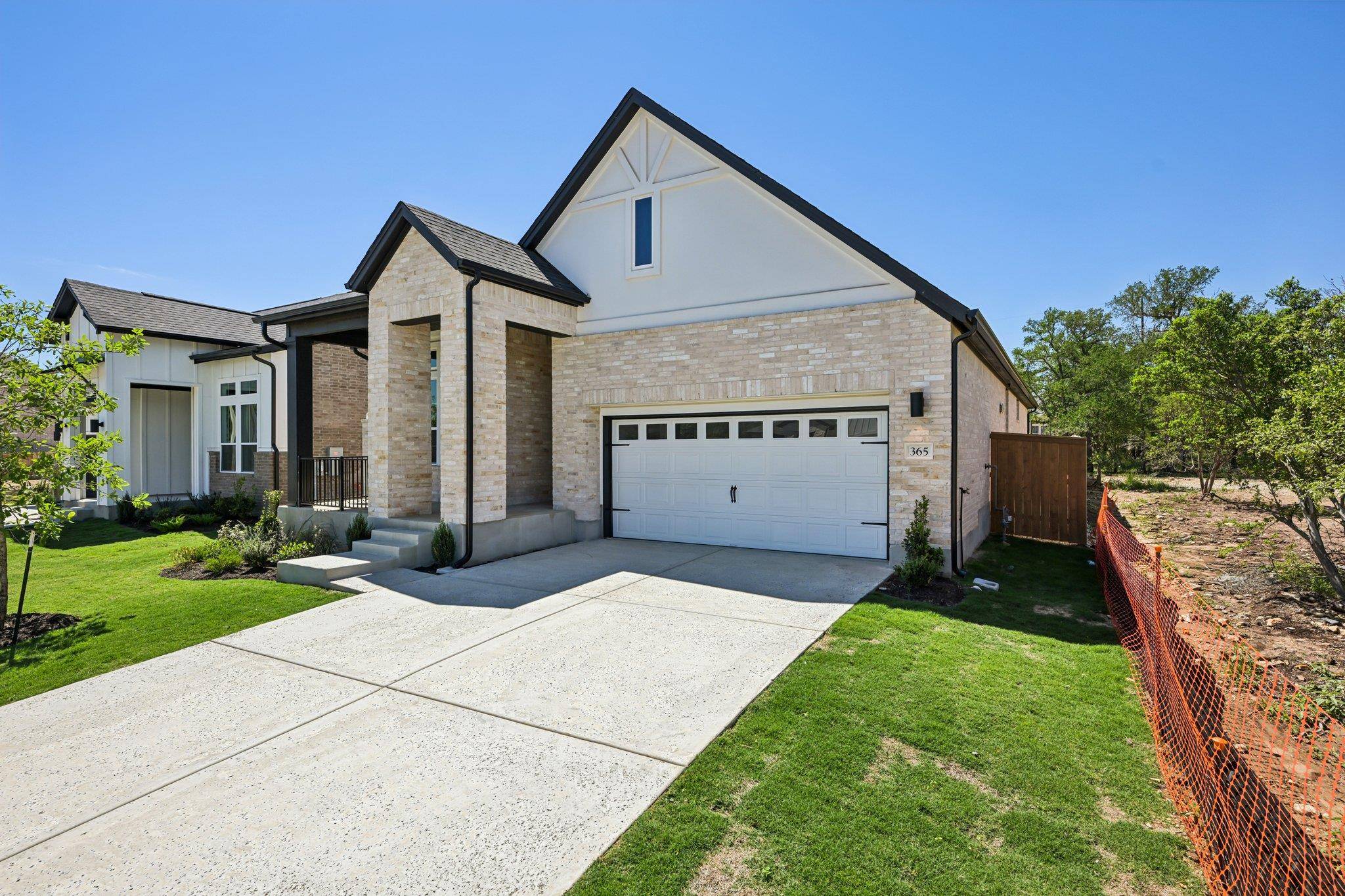 365 San Saba DR, Buda, TX 78610