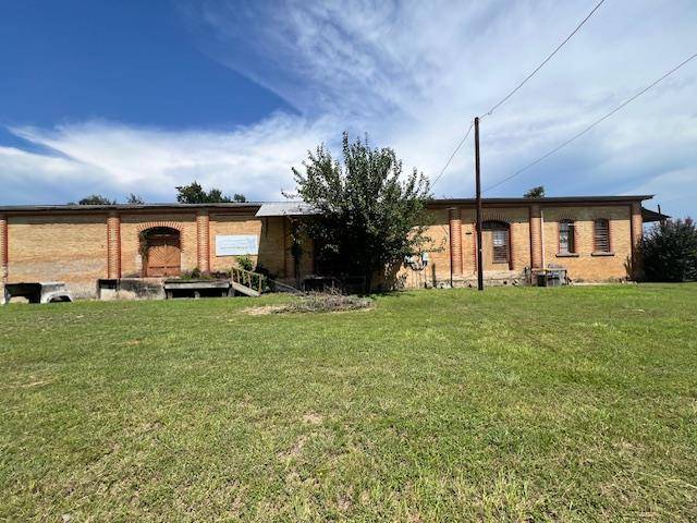 208 SW Texas ST, Rockdale, TX 76567