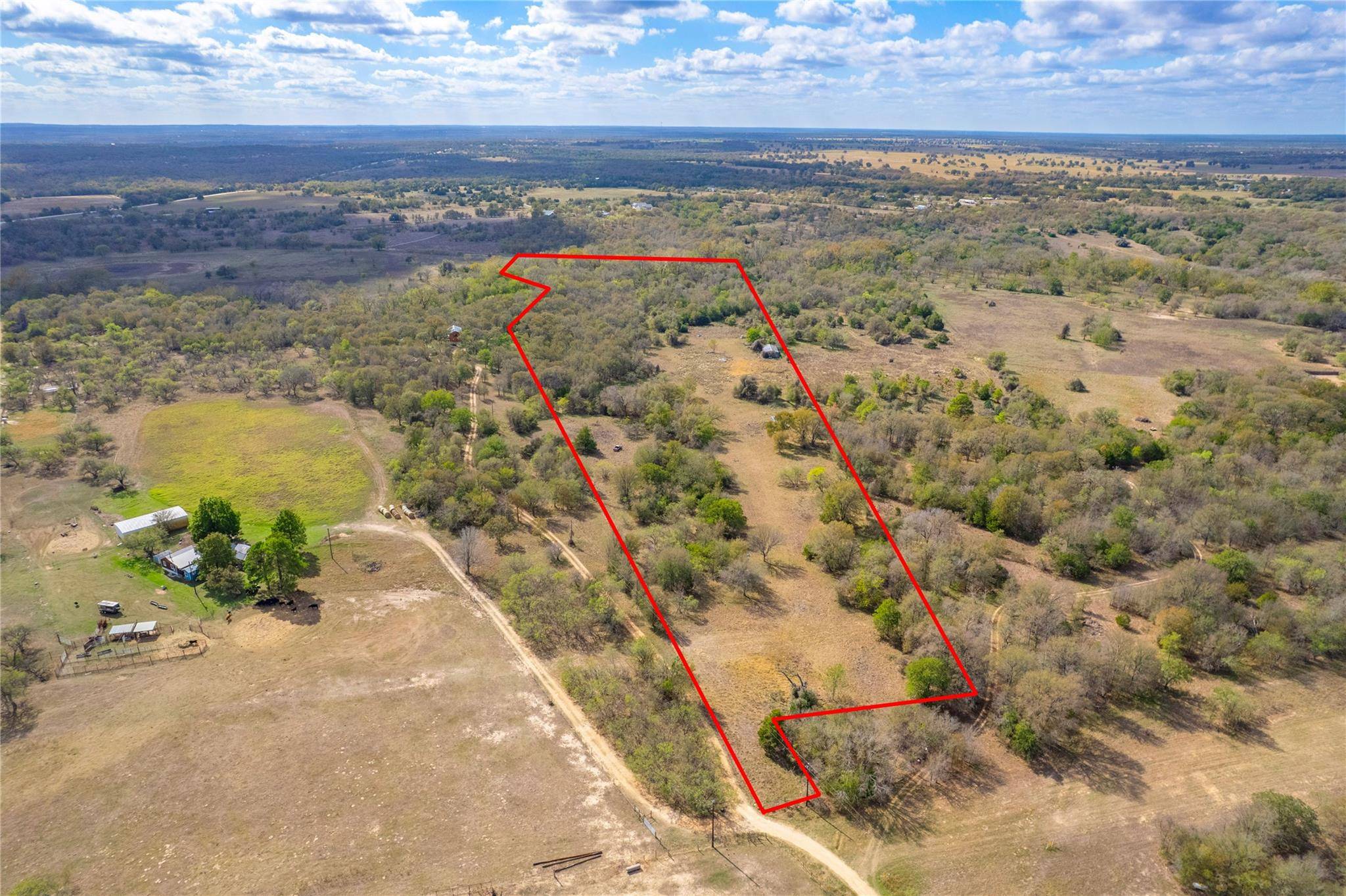 000 Armadillo LN, Bastrop, TX 78602