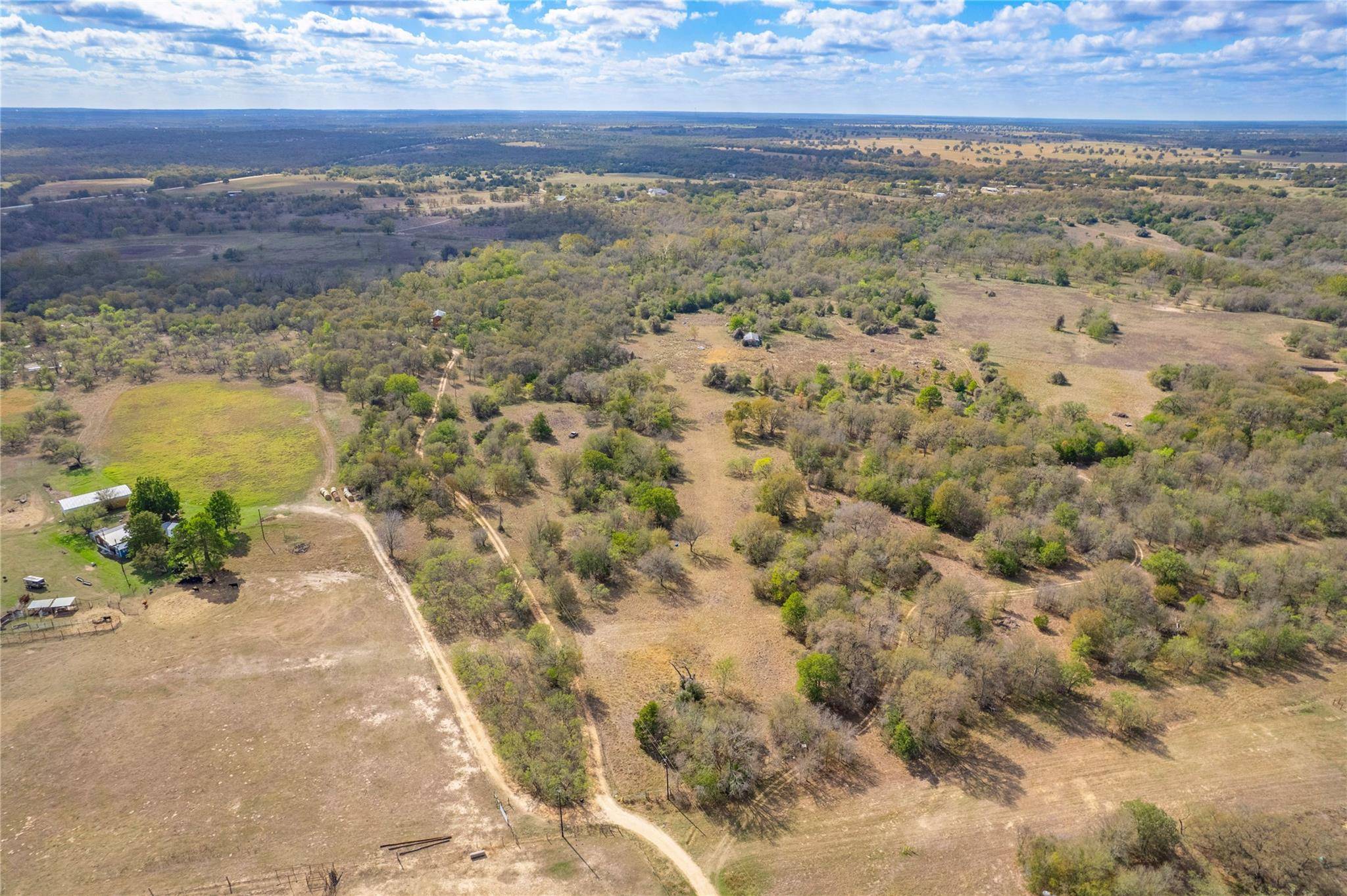 000 Armadillo LN, Bastrop, TX 78602