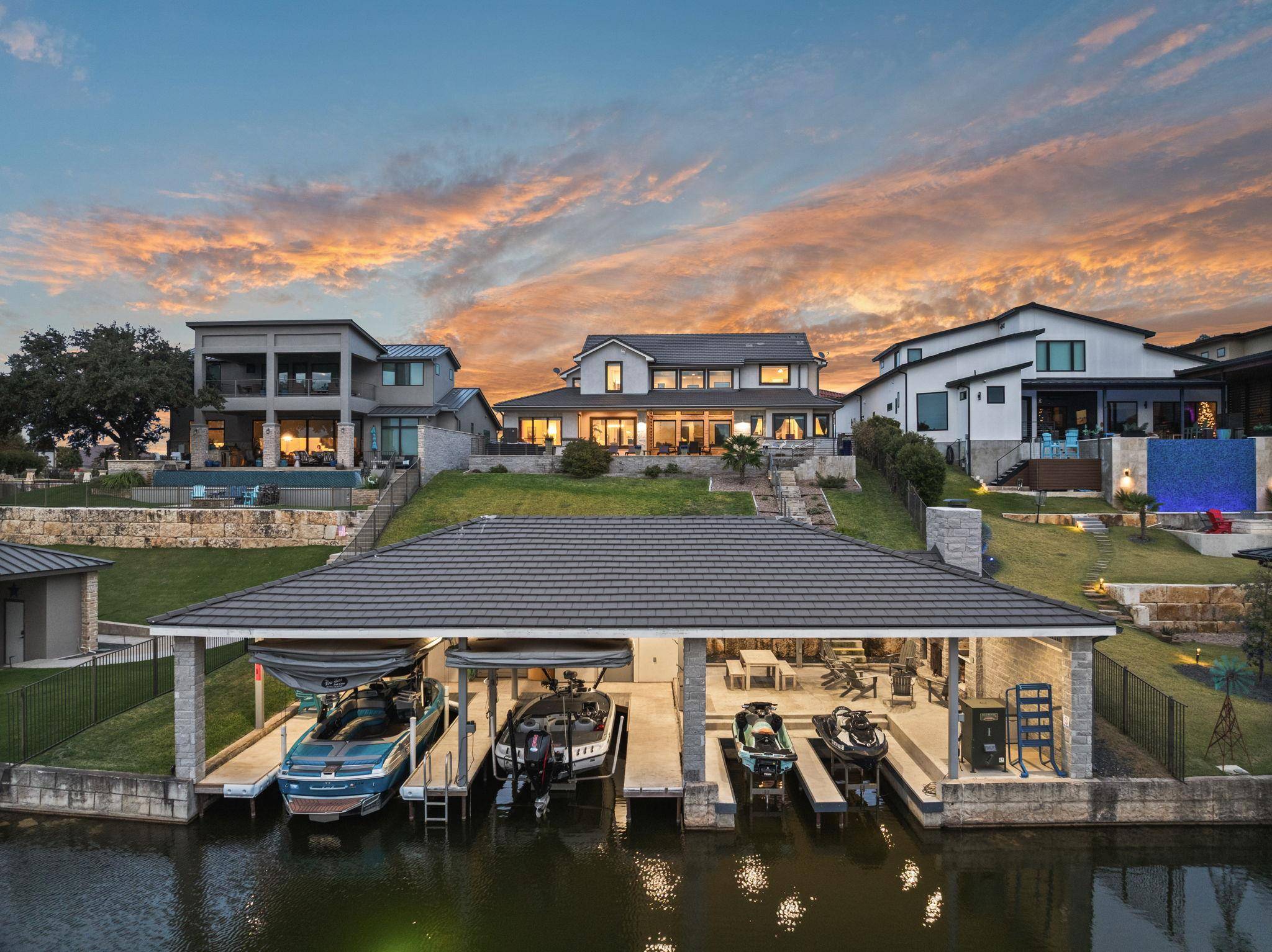 202 Clearwater DR, Kingsland, TX 78639