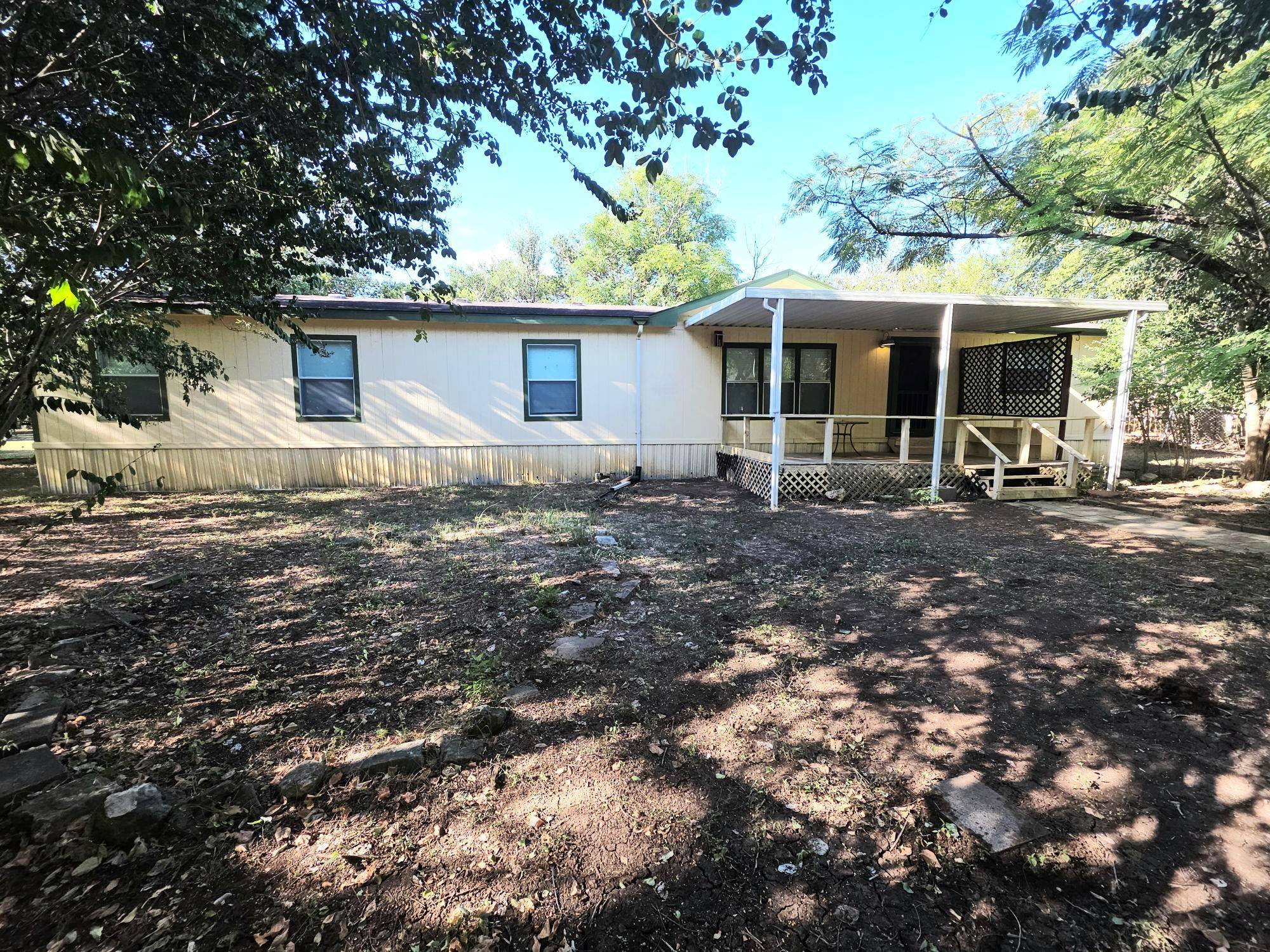 1 Davis ST, Wimberley, TX 78676