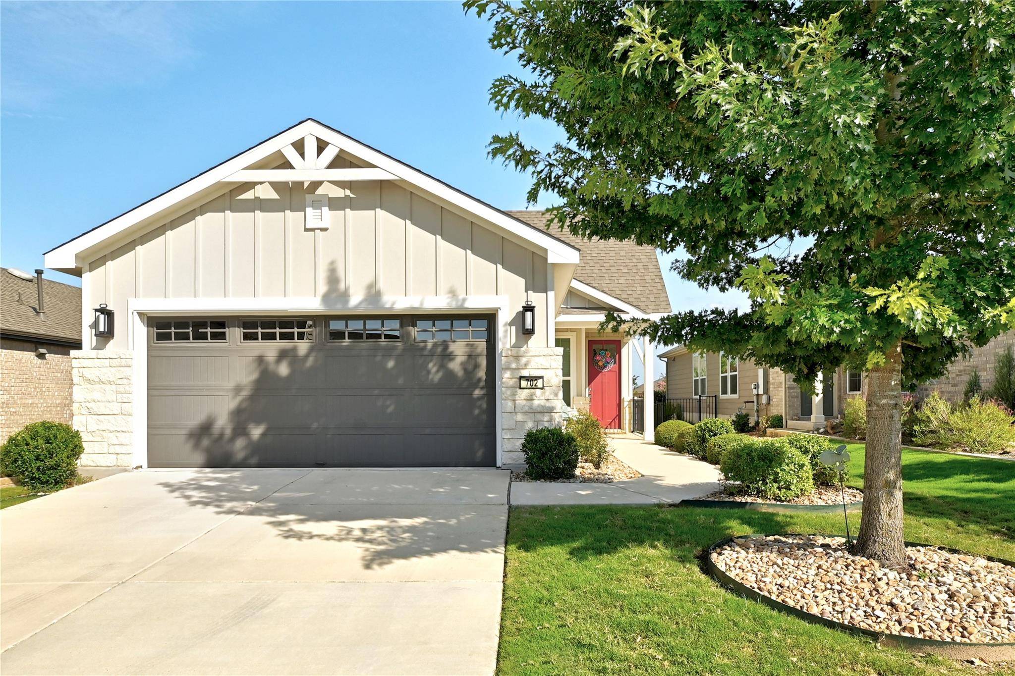 702 Kitty Hawk RD, Georgetown, TX 78633