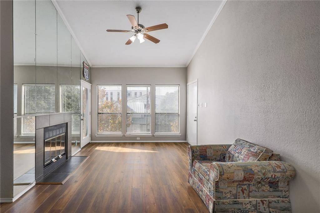 807 W 25th ST #206, Austin, TX 78705