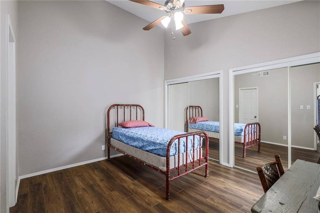 807 W 25th ST #206, Austin, TX 78705