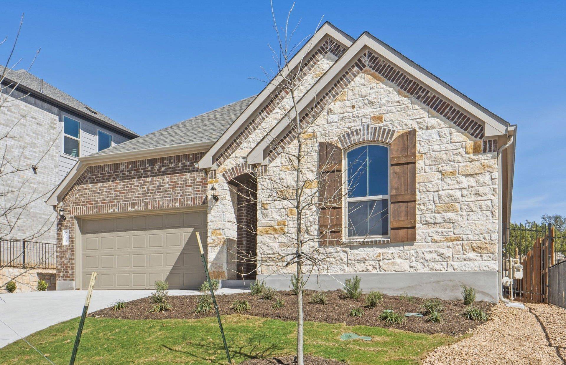 7005 Cliff Rose DR, Spicewood, TX 78669