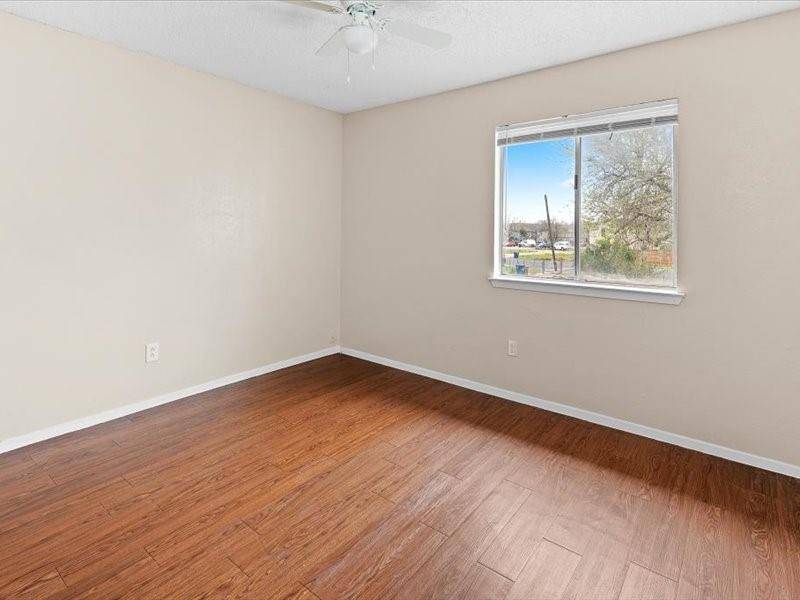 8412 Garcreek CIR #B, Austin, TX 78724