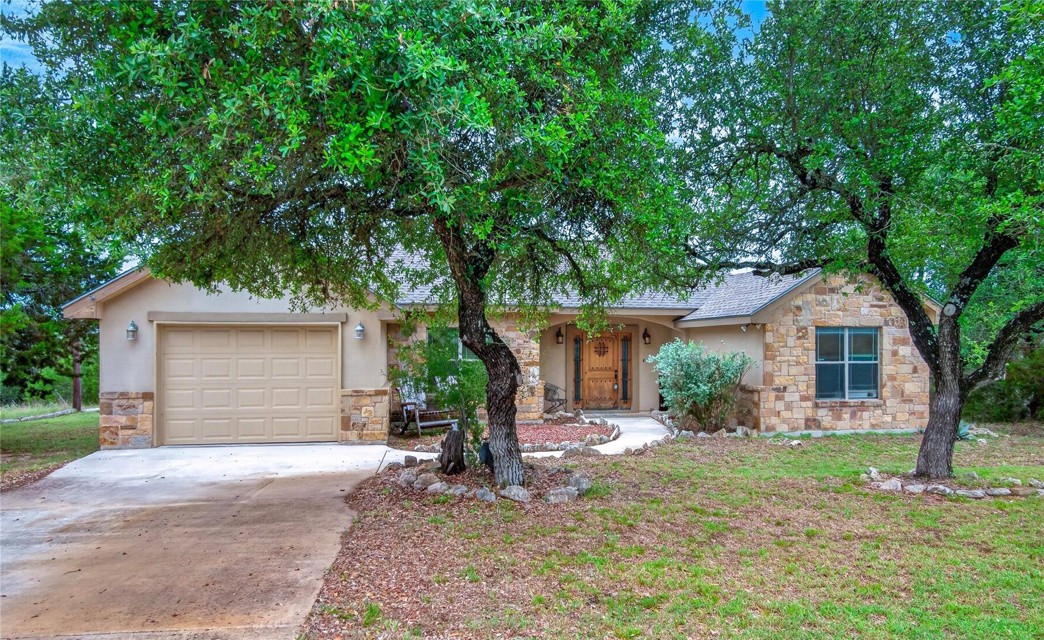 107 Garrett Way, Canyon Lake, TX 78133