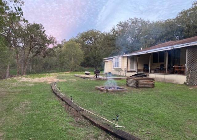 120 Center Creek DR, Floresville, TX 78114