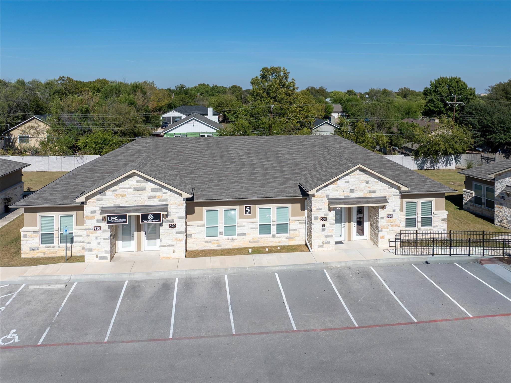 1000 Gattis School RD #530 & 540, Round Rock, TX 78664