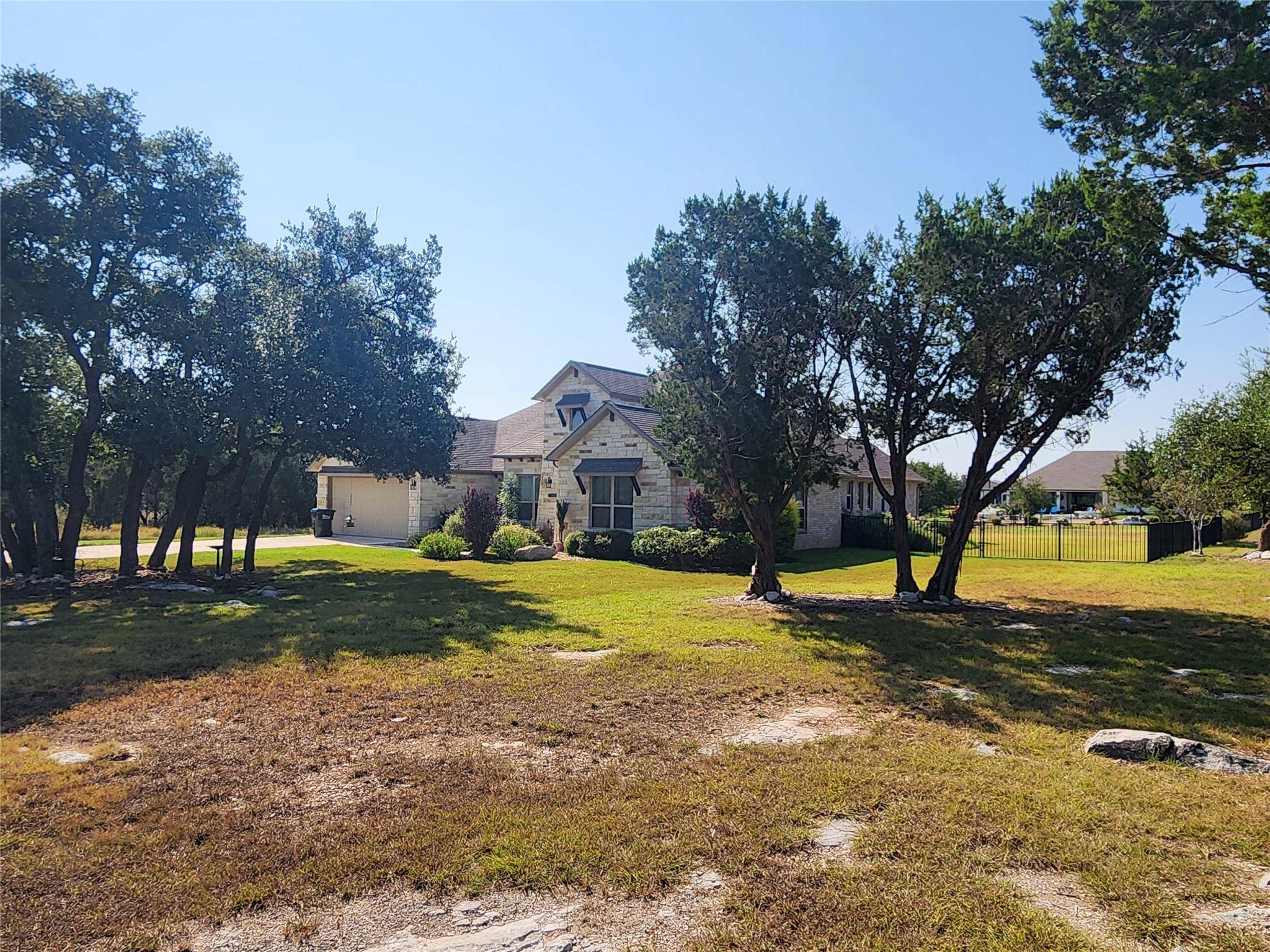 101 Rocky Summit CT, Spicewood, TX 78669