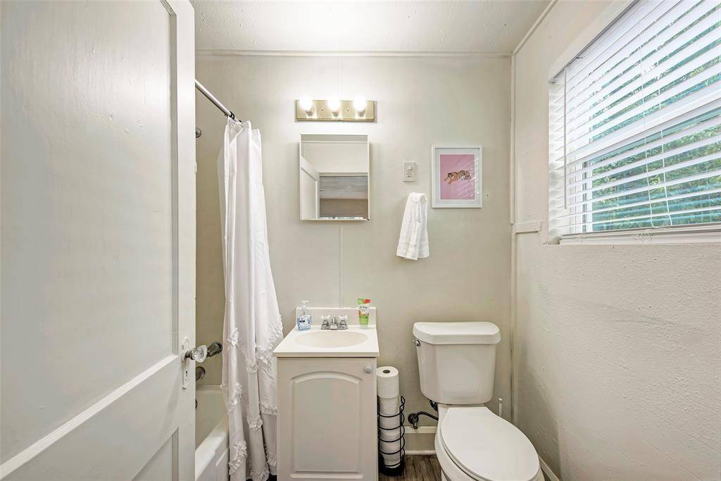915 W 21st ST #2, Austin, TX 78705