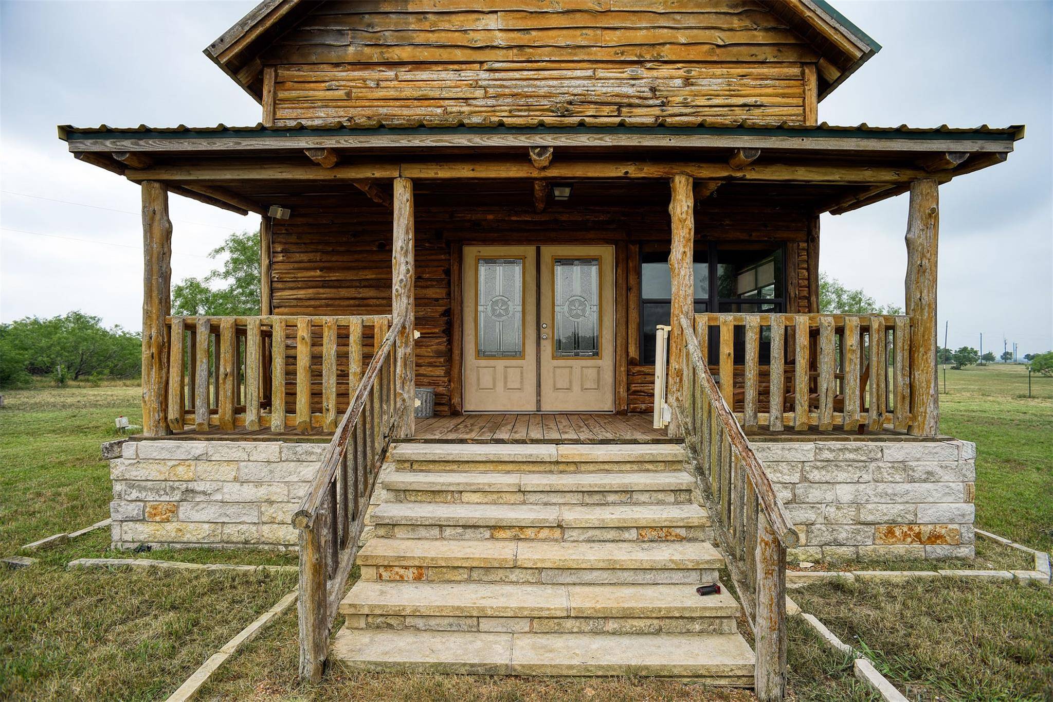 323 CR 446, Gonzales, TX 78629