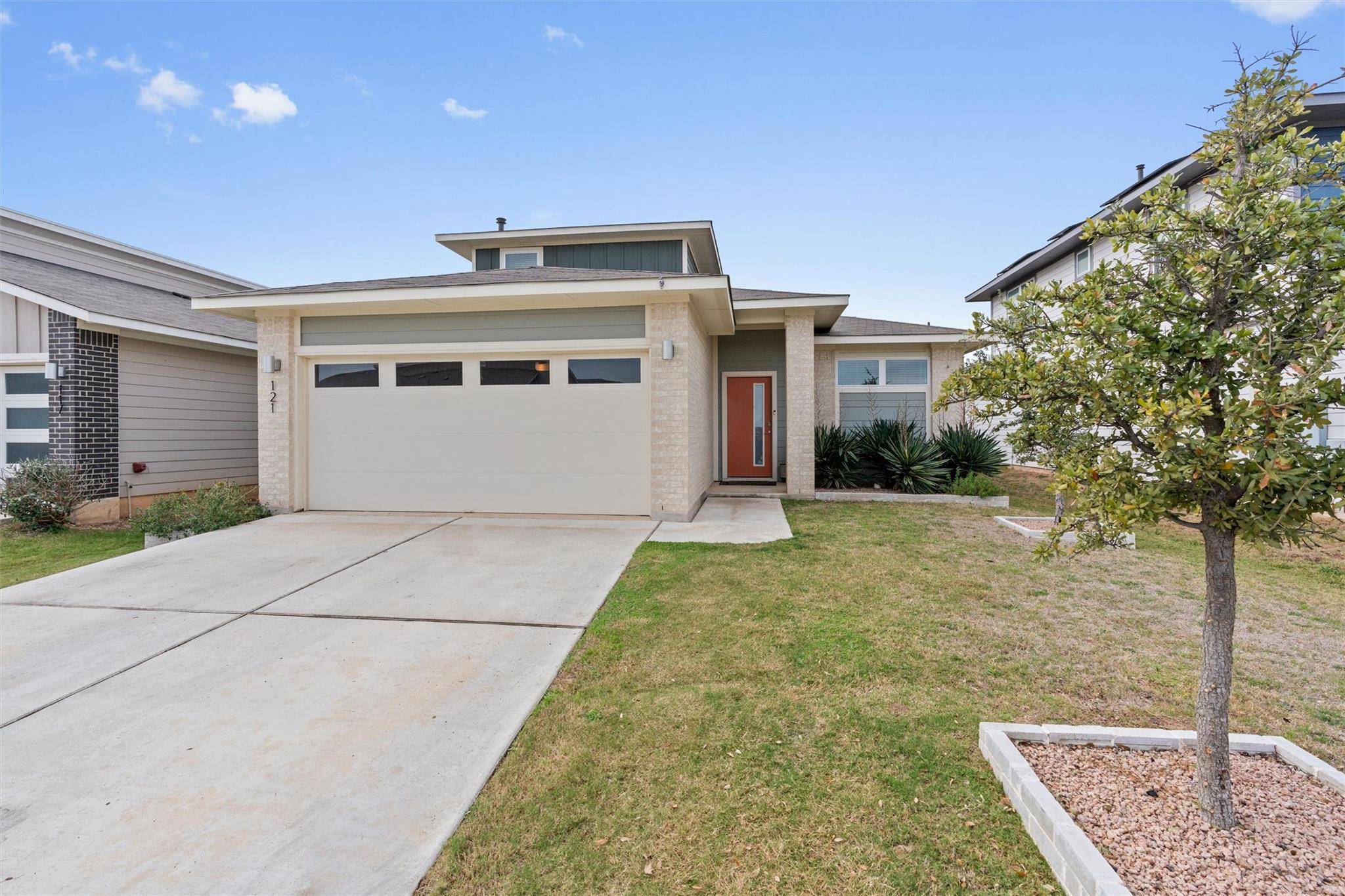 121 Tequilana PASS, Leander, TX 78641