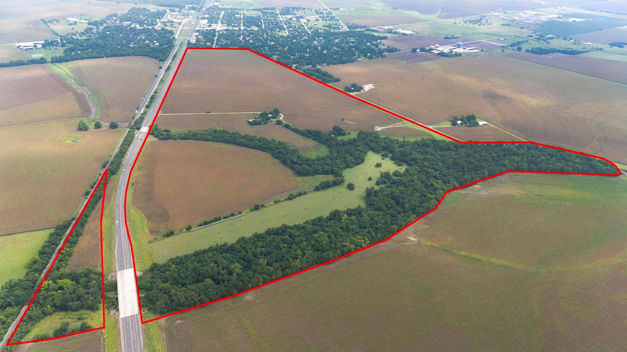 4400-4402 N Highway 95, Granger, TX 76530