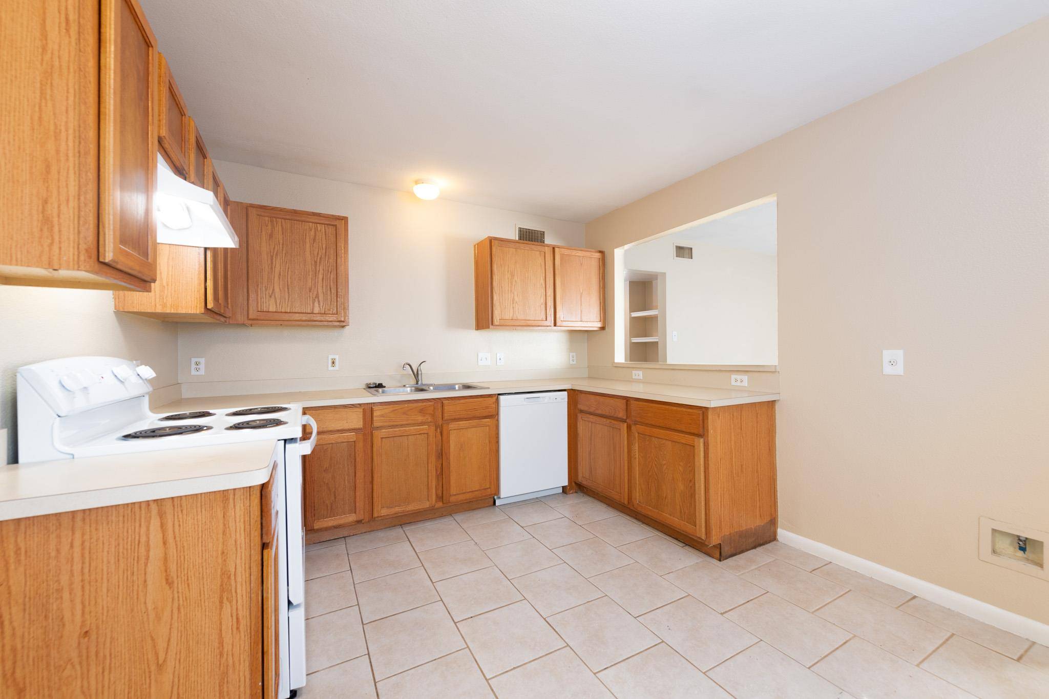 7300 Twin Crest DR #201, Austin, TX 78752