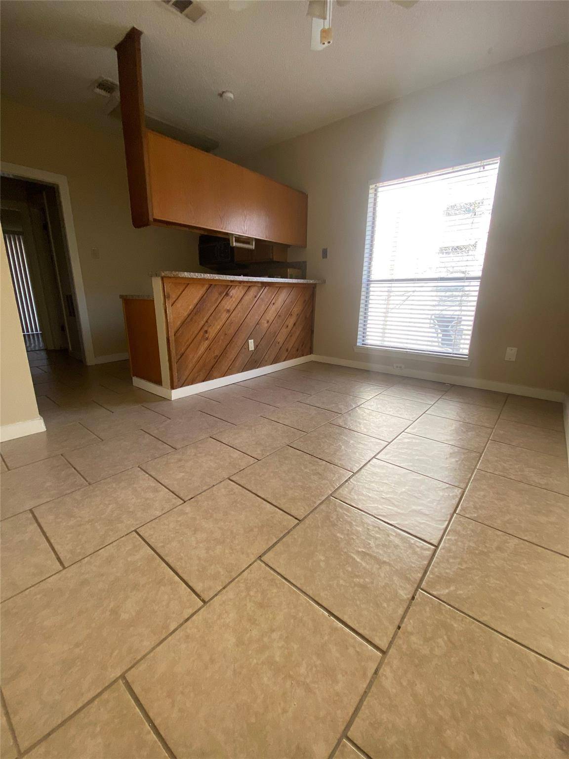 2210 Pearl ST #201, Austin, TX 78705