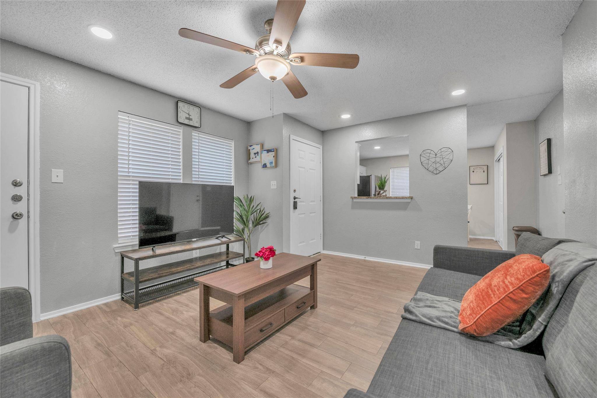 1507 Hollow Tree BLVD, Round Rock, TX 78681