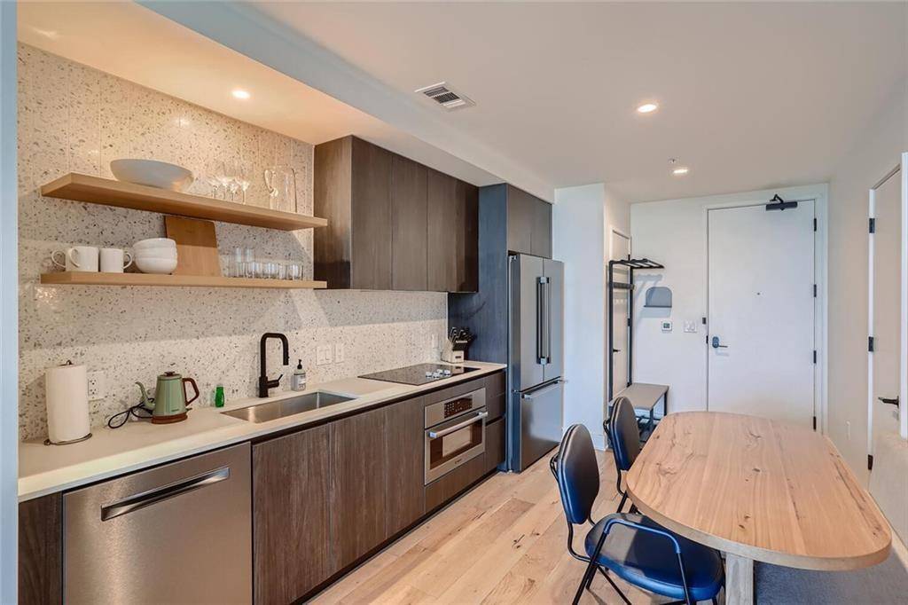 48 East Ave #2703, Austin, TX 78701