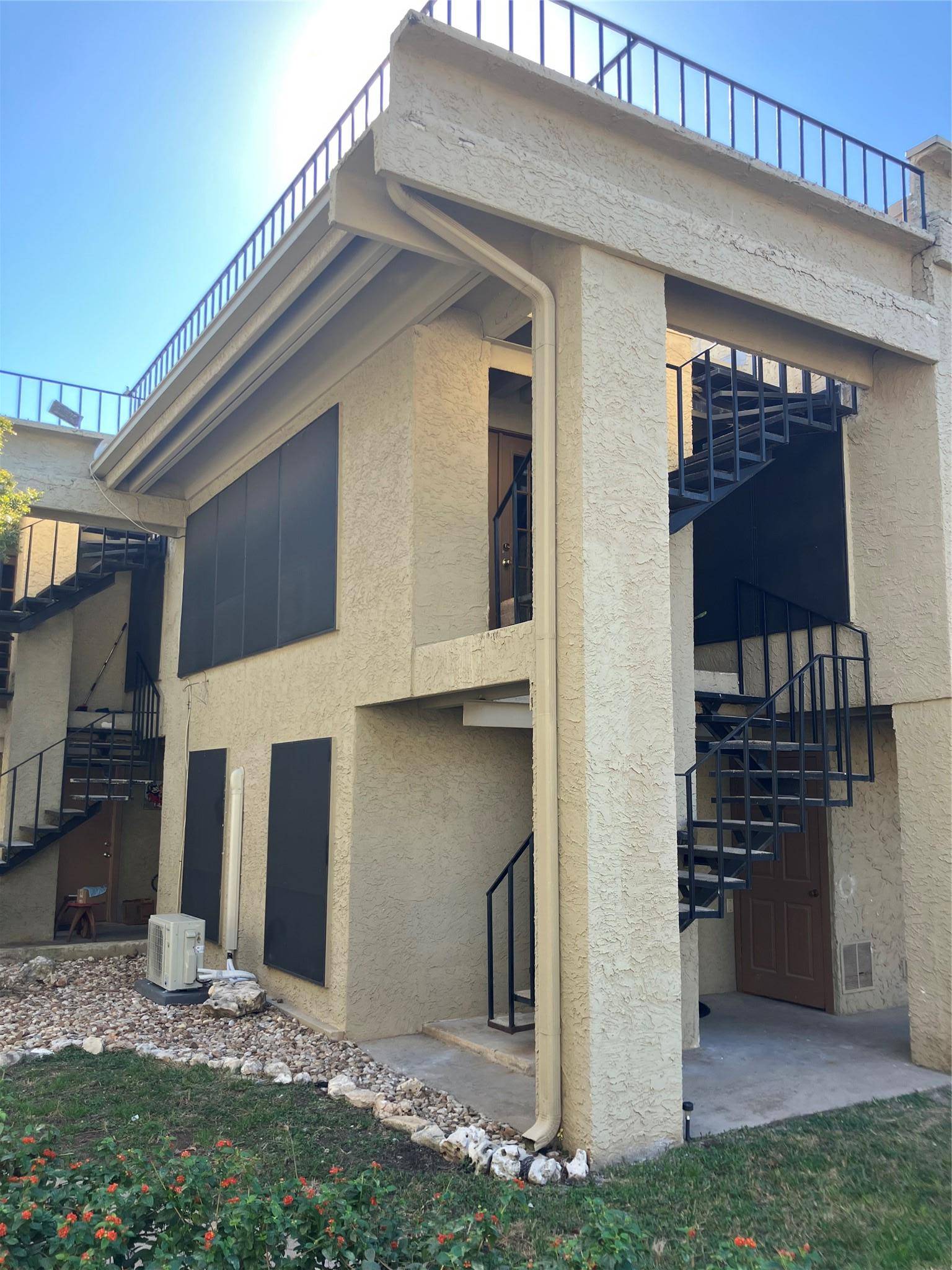 5914 Lago Vista WAY #C23, Lago Vista, TX 78645