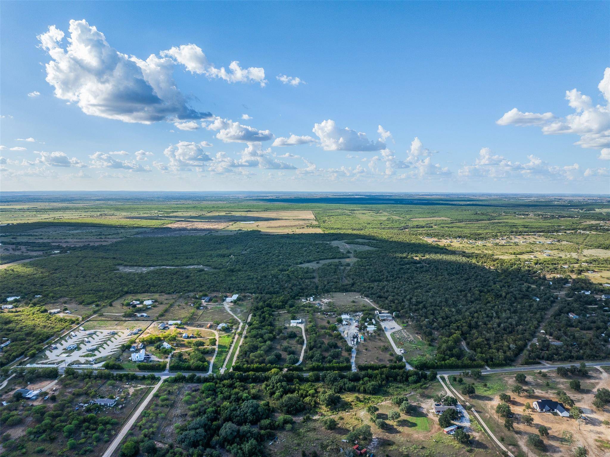 399 Seals Creek RD, Lockhart, TX 78644