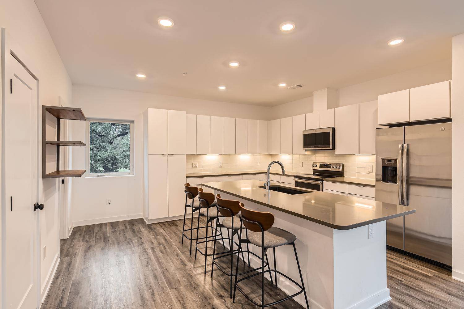 5924 S Congress Ave #11S, Austin, TX 78745