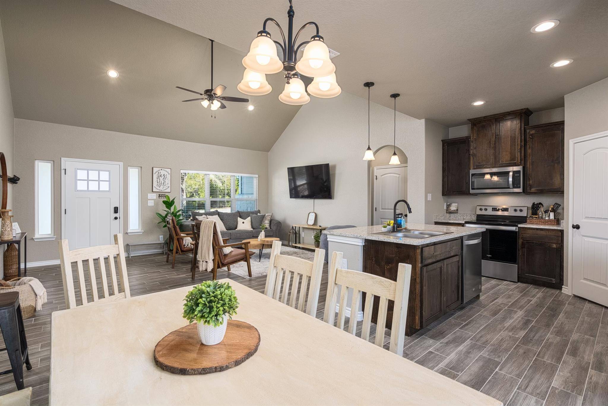 117 Lightning Bolt, Spring Branch, TX 78070